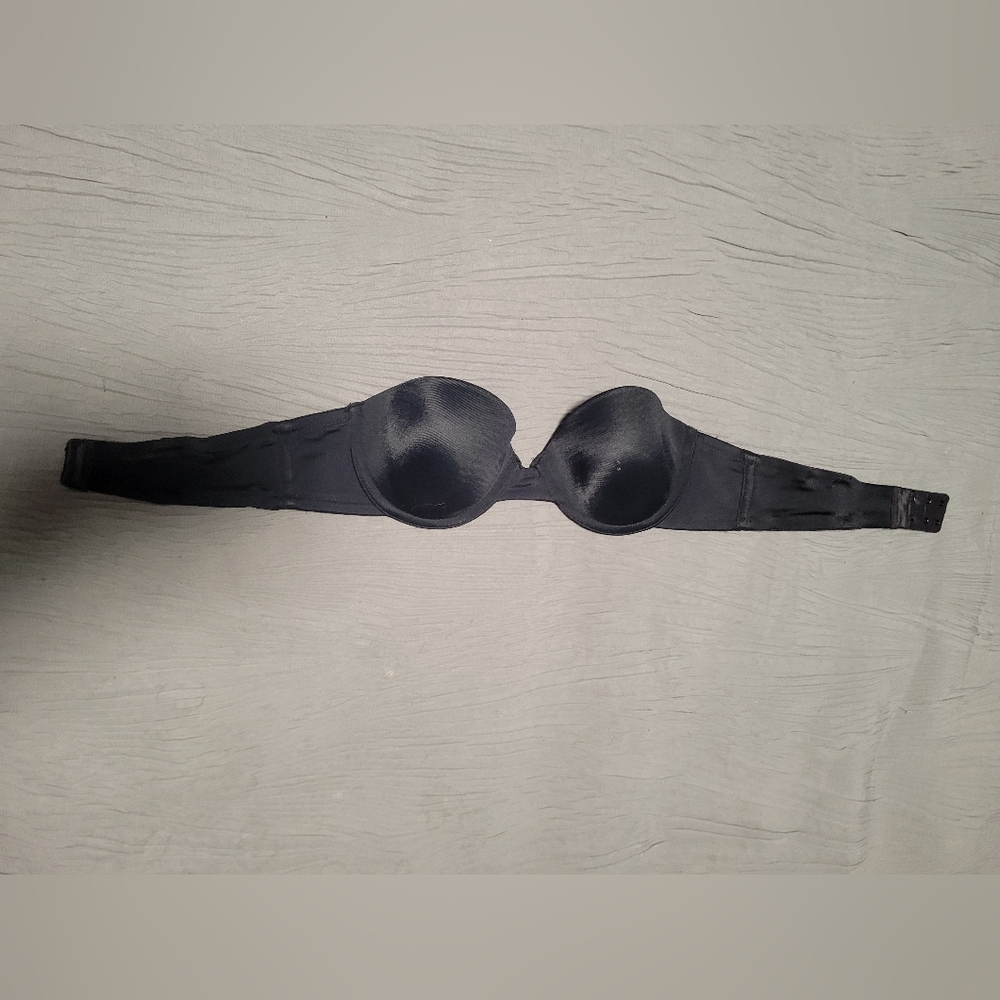 Gilligan O'Malley Black Women's Strapless Bra with Underwire
